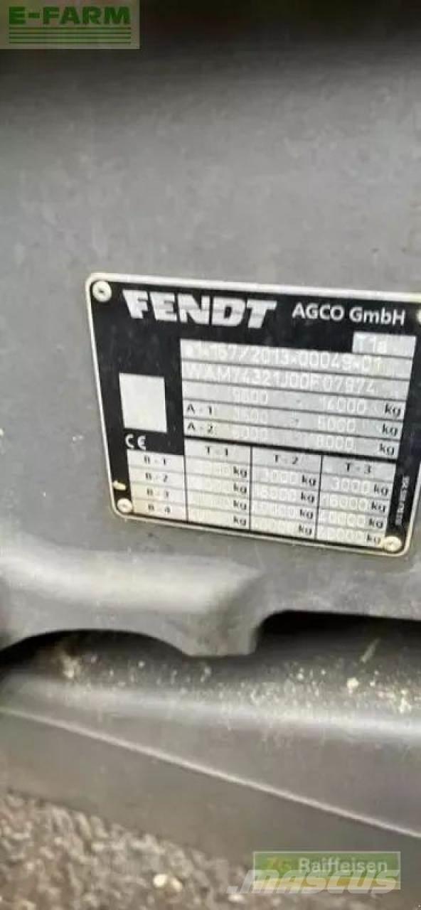 Fendt 724 vario Трактори
