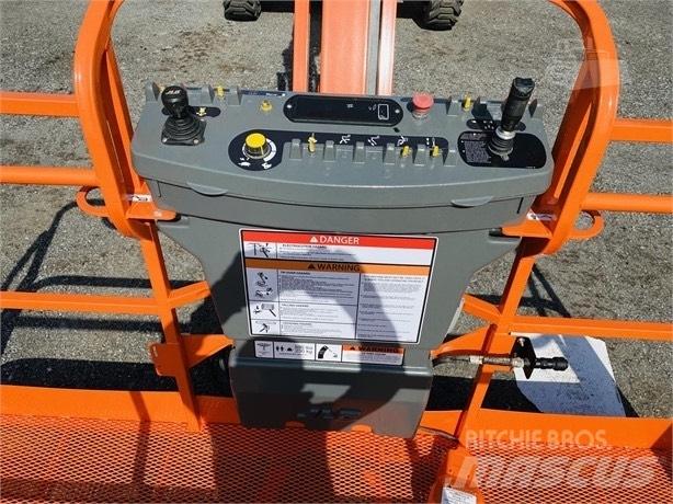 JLG 460 SJ Телескопични повдигачи
