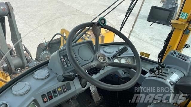 Volvo L 90 Колесни товарачи