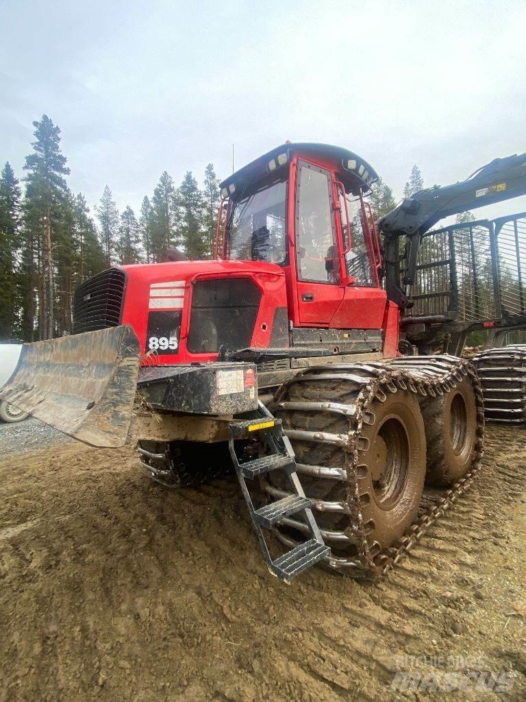 Komatsu 895 Форуардери