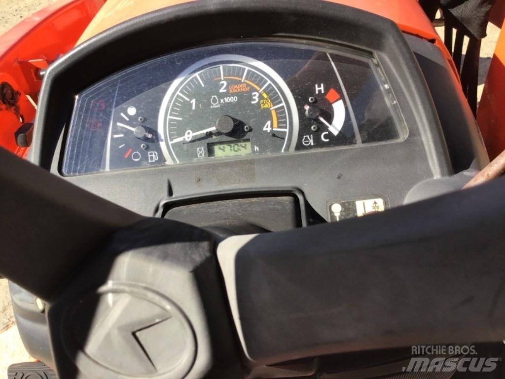 Kubota BX23S Товарач със заден ексватор