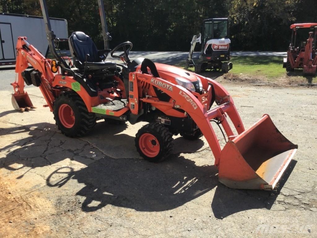 Kubota BX23S Товарач със заден ексватор