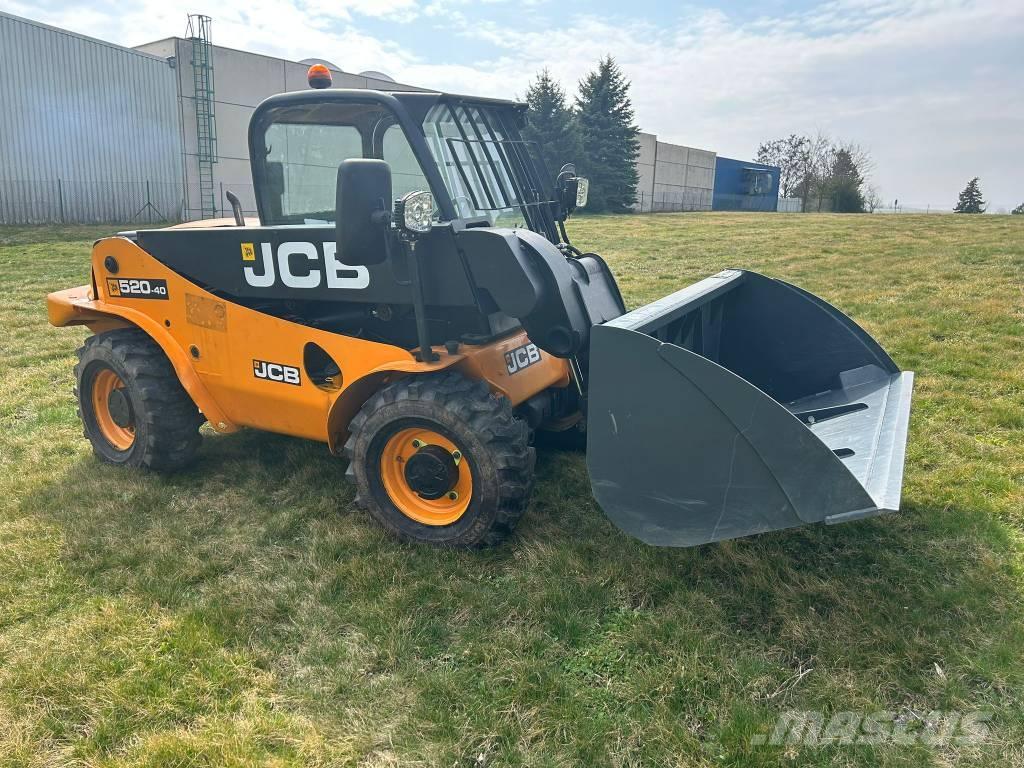 JCB 520-40 Телескопични товарачи