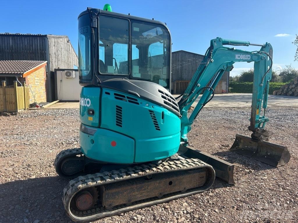Kobelco SK 28 SR Мини екскаватори < 7 т