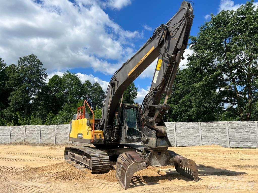 Volvo EC 220 DL Верижен екскаватор