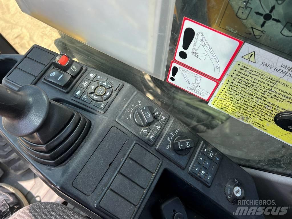Volvo EC 220 DL Верижен екскаватор