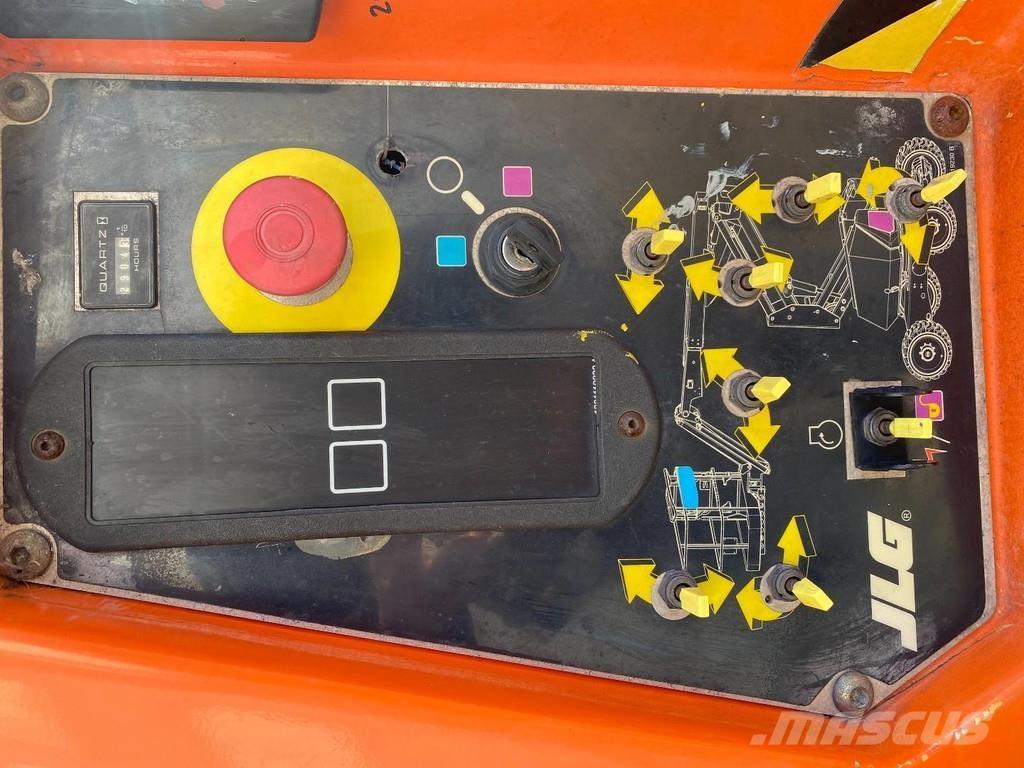 JLG 340AJ Съчленени стрелови подемници