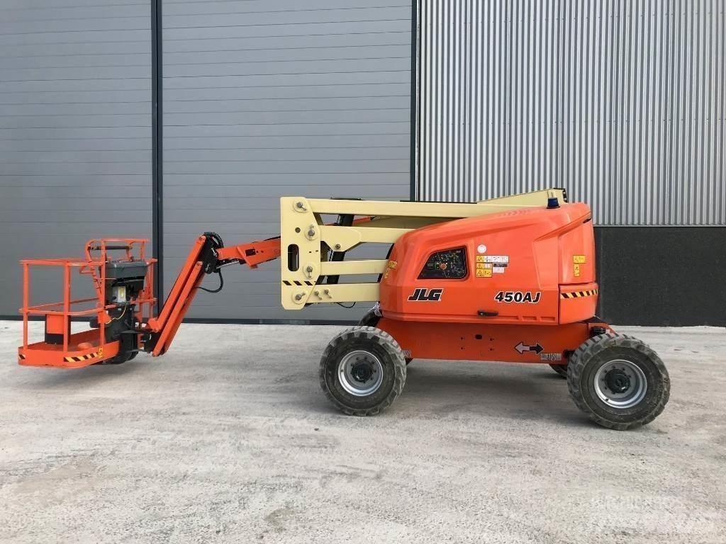 JLG 450 AJ Съчленени стрелови подемници