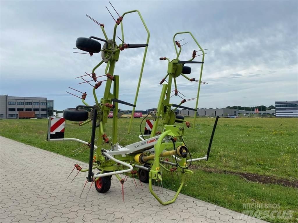 CLAAS VOLTO 700 Гребла и сенообръщачки