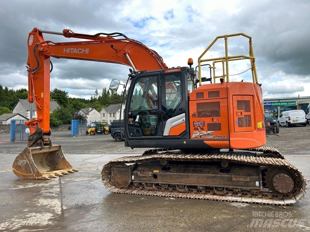 Hitachi ZX225 USLC-7 Верижен екскаватор