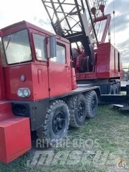 Manitowoc 3900 T Всъдеходни кранове