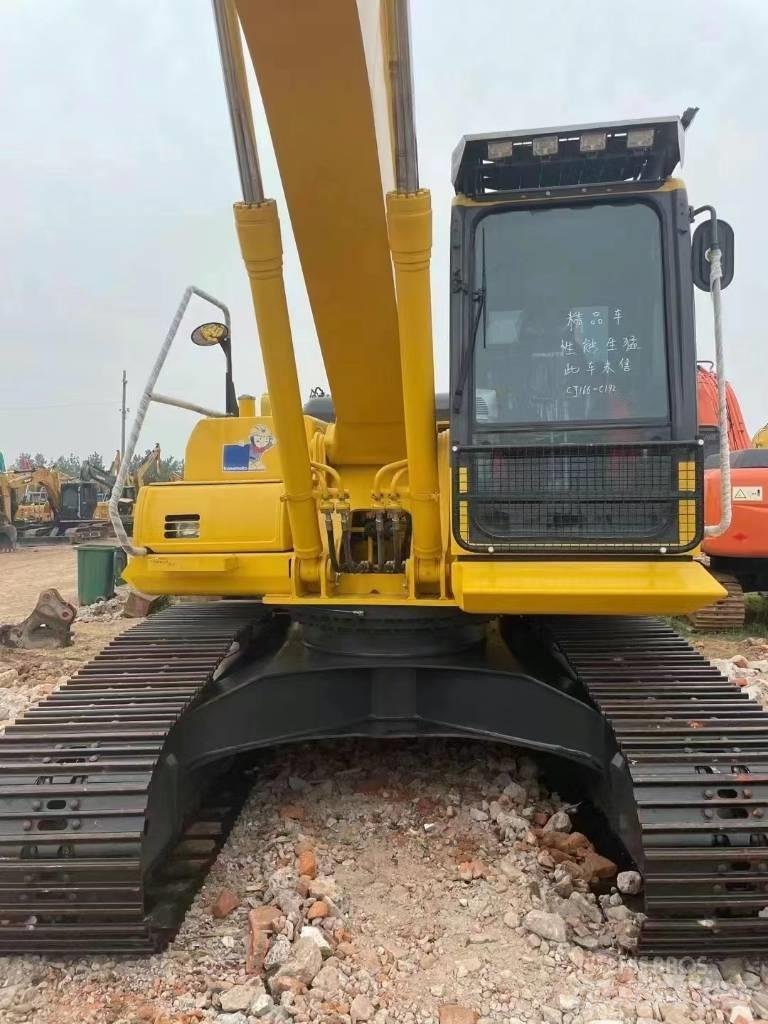 Komatsu PC200-8 Верижен екскаватор