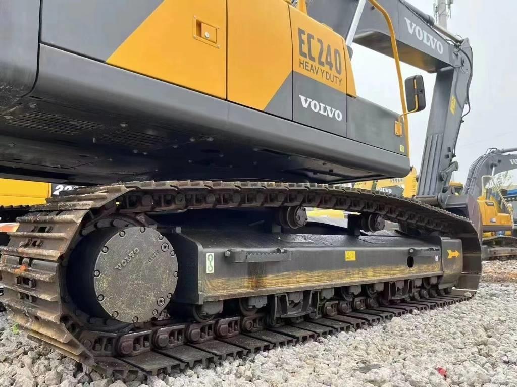 Volvo EC 240 Верижен екскаватор