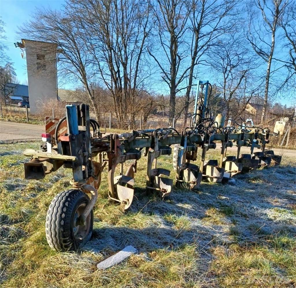 Fortschritt B550 Стандартни плугове