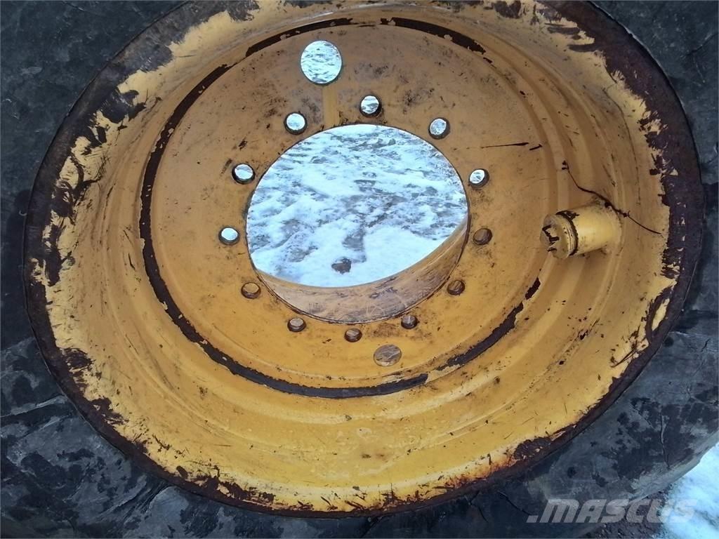 Rottne H20 24x30,5 Гуми