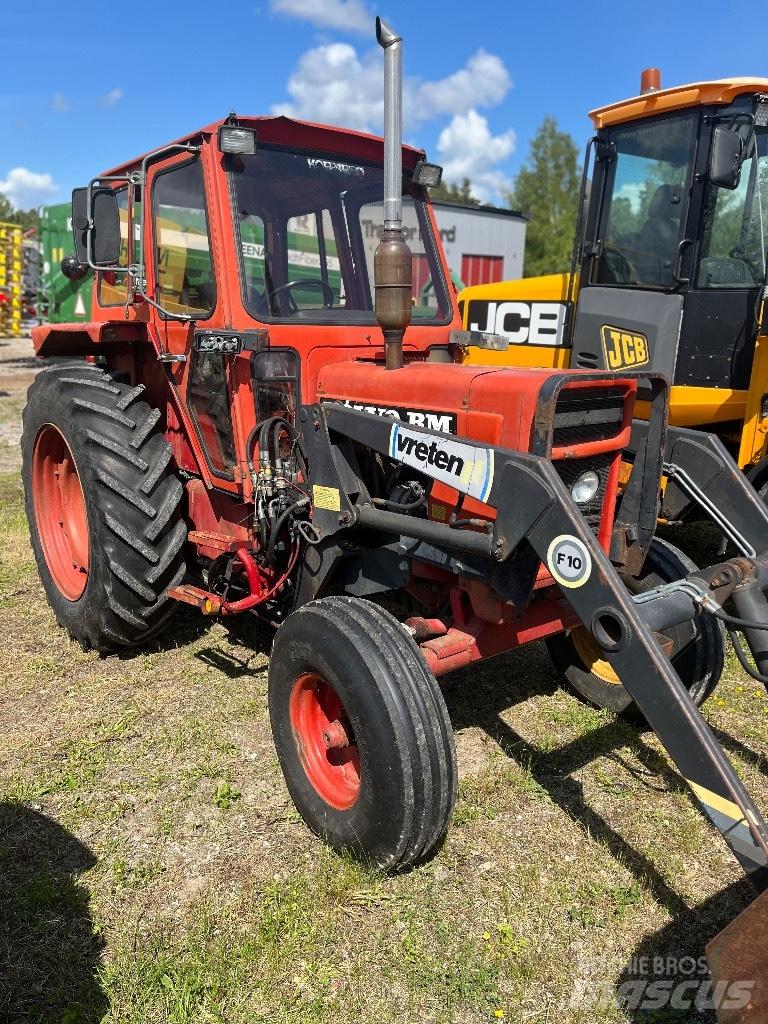 Volvo BM 2200 Трактори