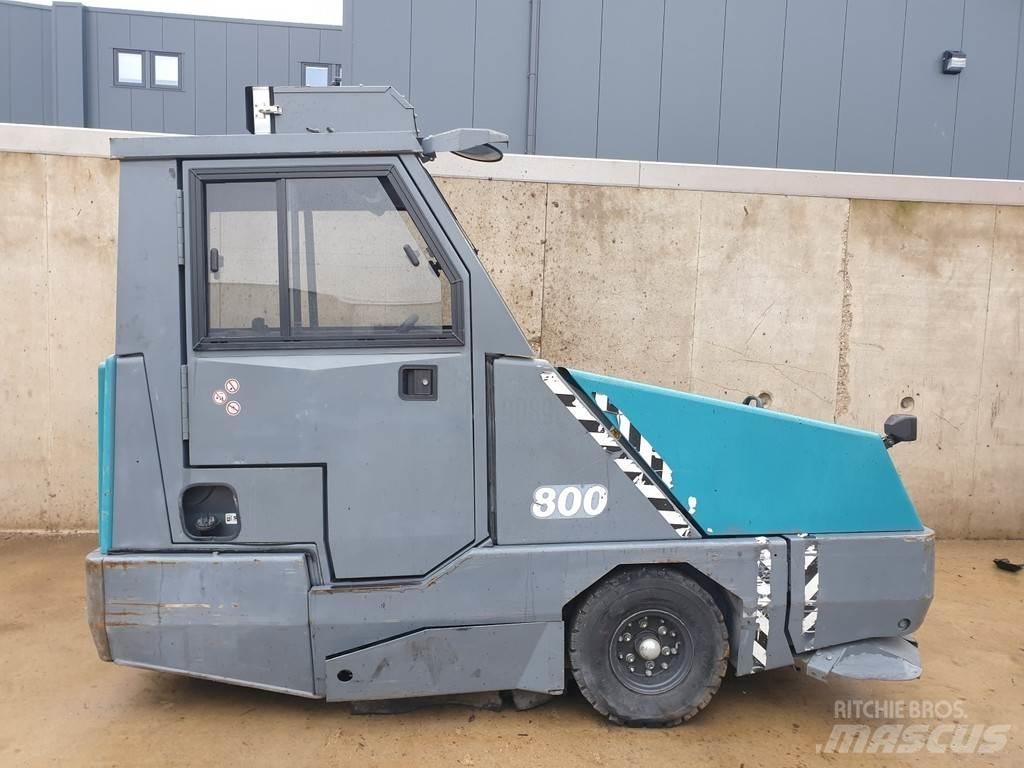 Tennant 800 Автоматични метачки с четки
