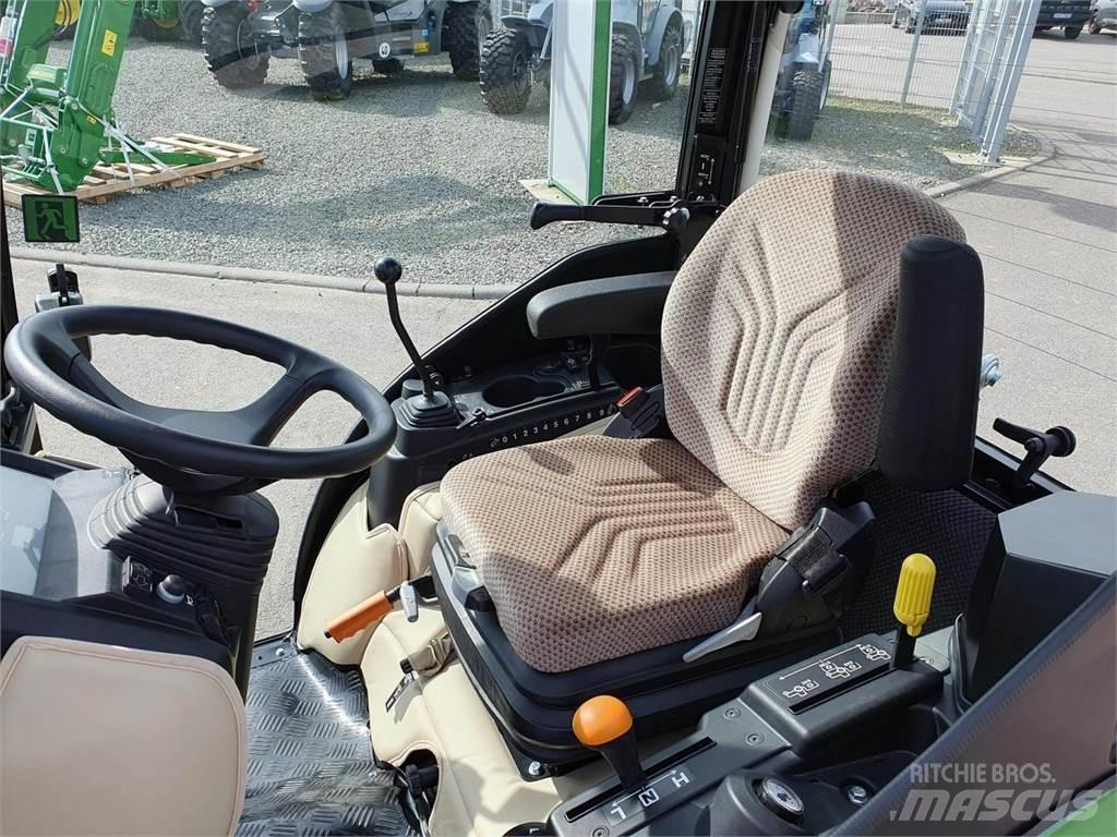 John Deere 2026R Компактни трактори