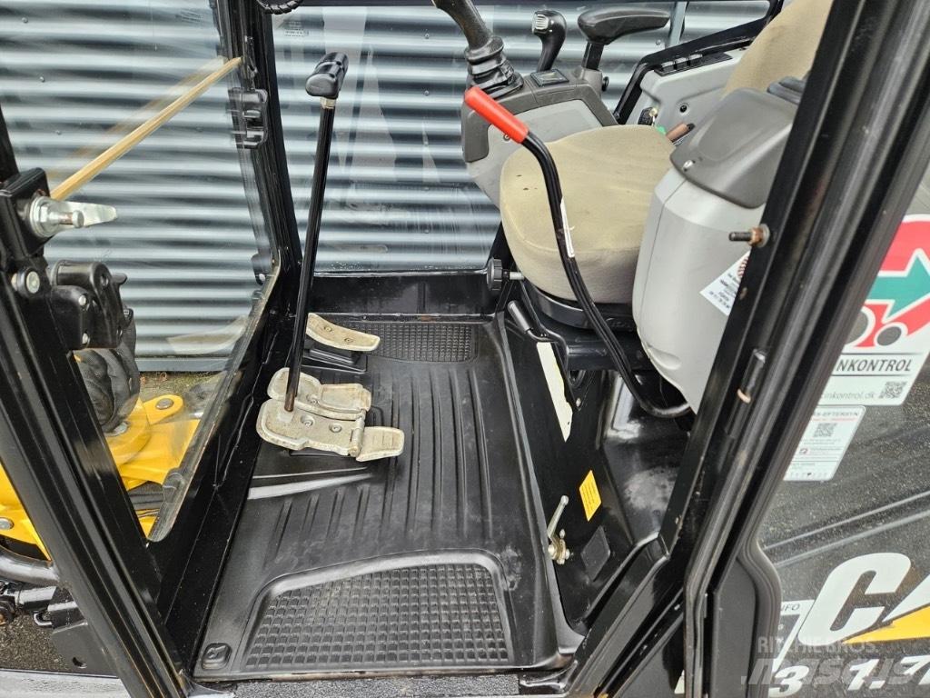 CAT 301.7 D Мини екскаватори < 7 т