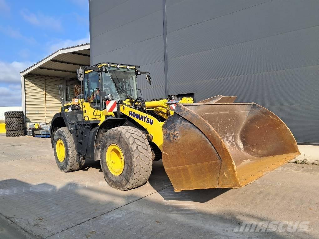 Komatsu WA380-8E0 Колесни товарачи