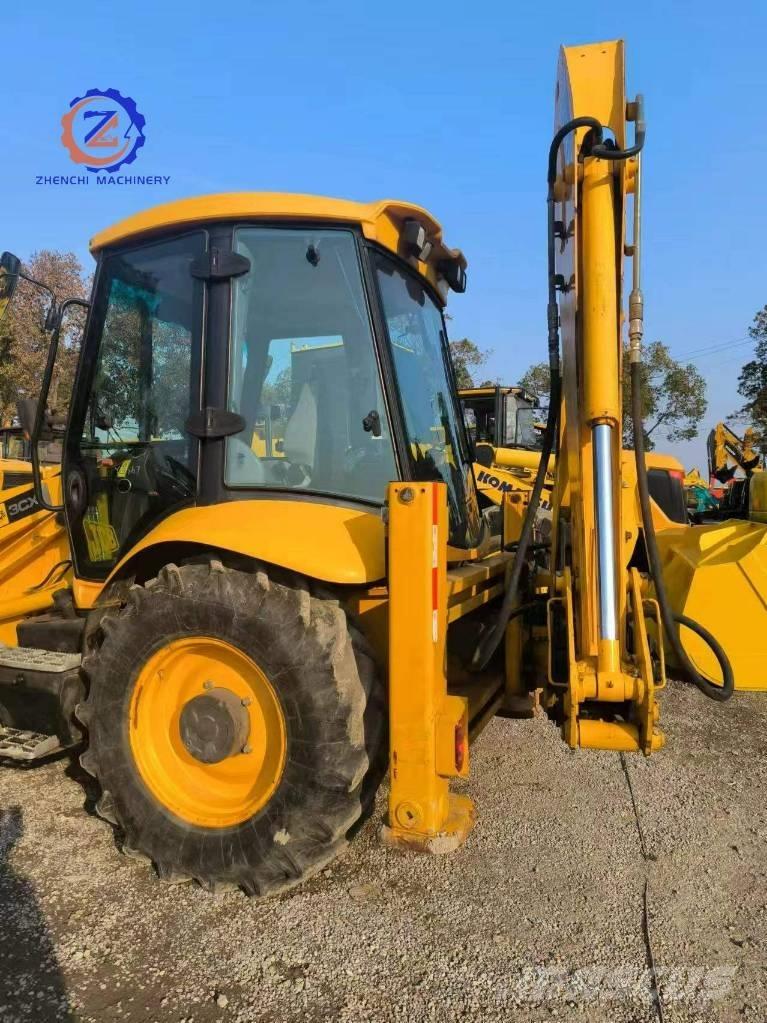 JCB 3 CX Товарач със заден ексватор