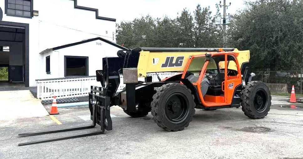 JLG 1255 Телескопични товарачи