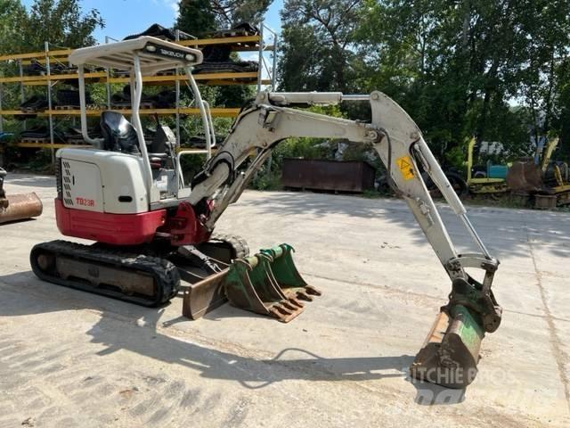 Takeuchi TB23R Мини екскаватори < 7 т