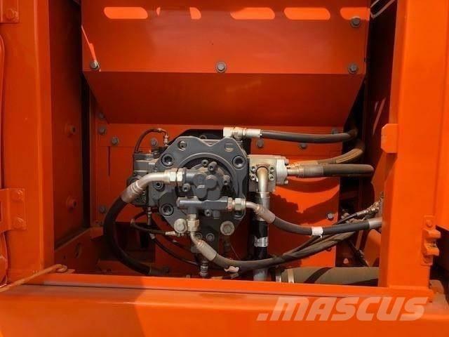 Doosan dx225 Верижен екскаватор