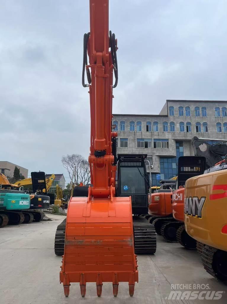 Hitachi ZX 200 Верижен екскаватор