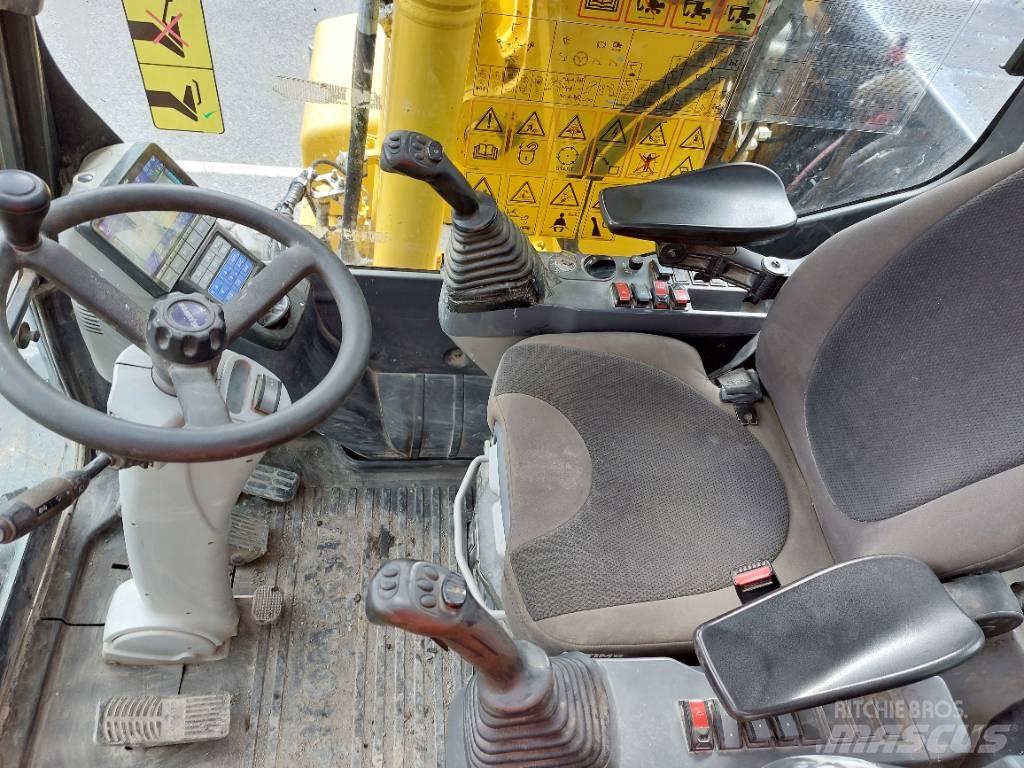 Komatsu PW148-11 Колесни екскаватори
