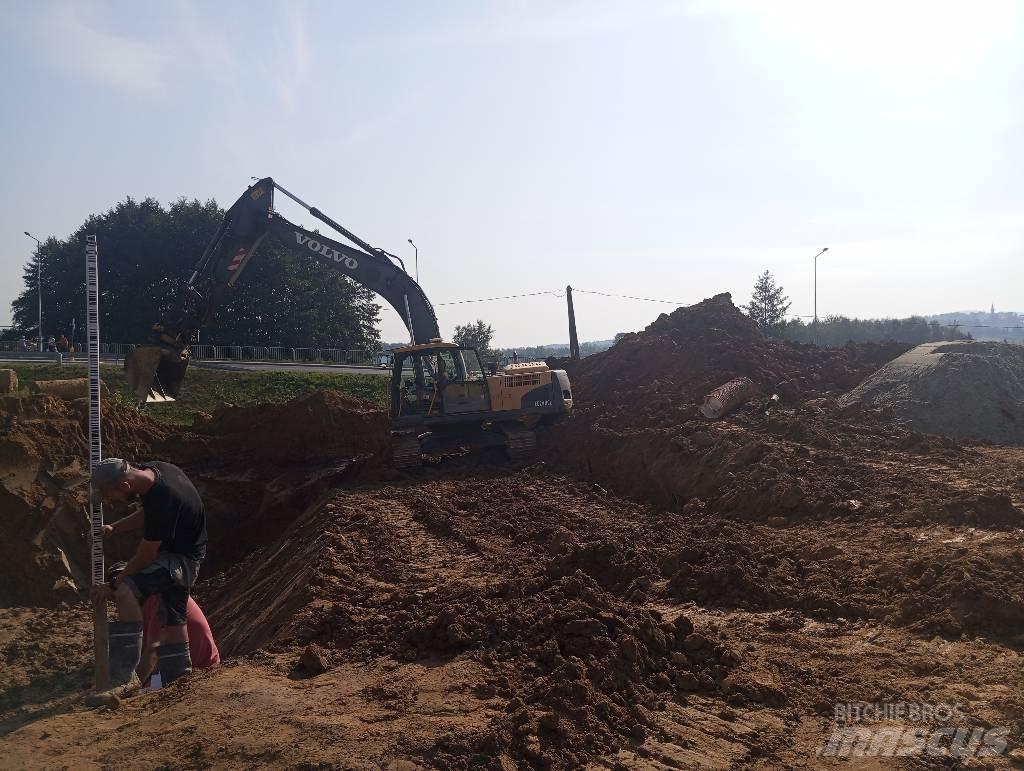 Volvo EC 240 C LD Верижен екскаватор