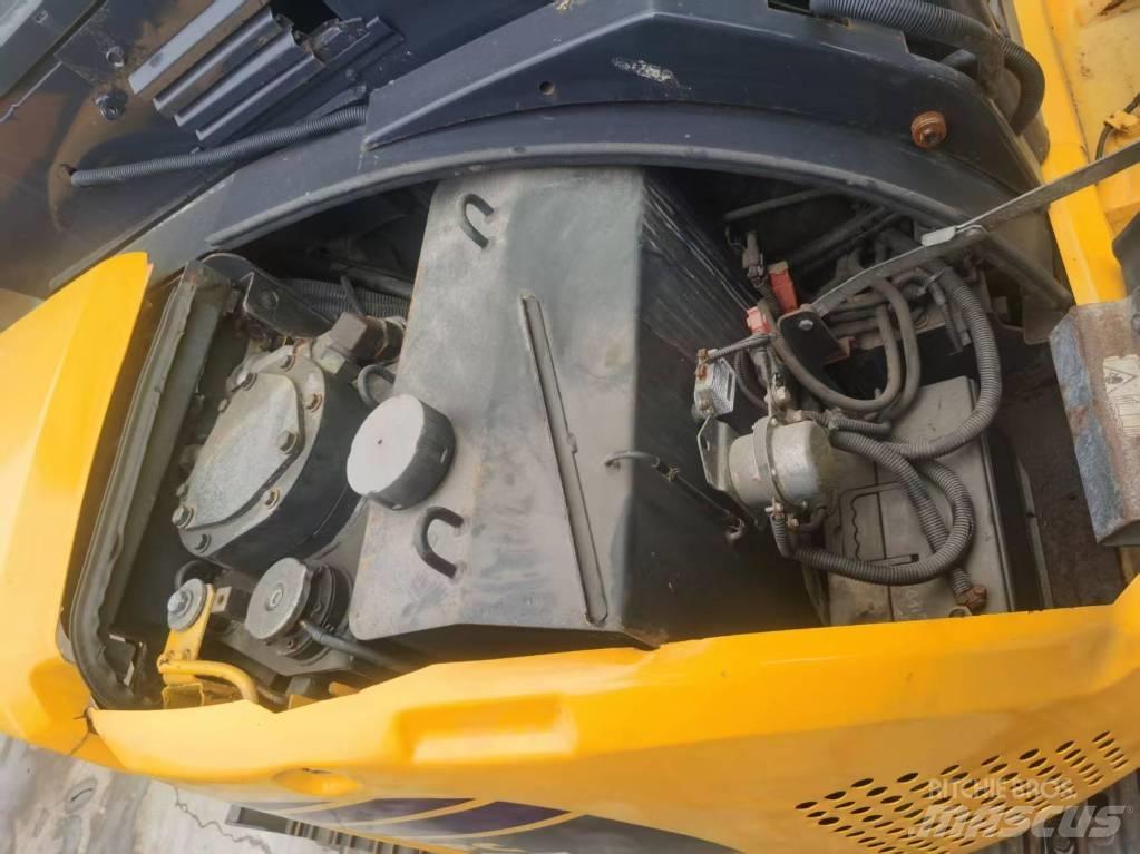 Komatsu PC 55 MR Верижни булдозери

