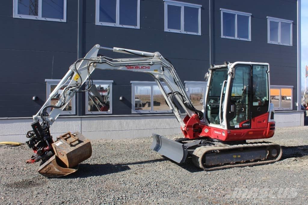 Takeuchi TB 250 Мини екскаватори < 7 т