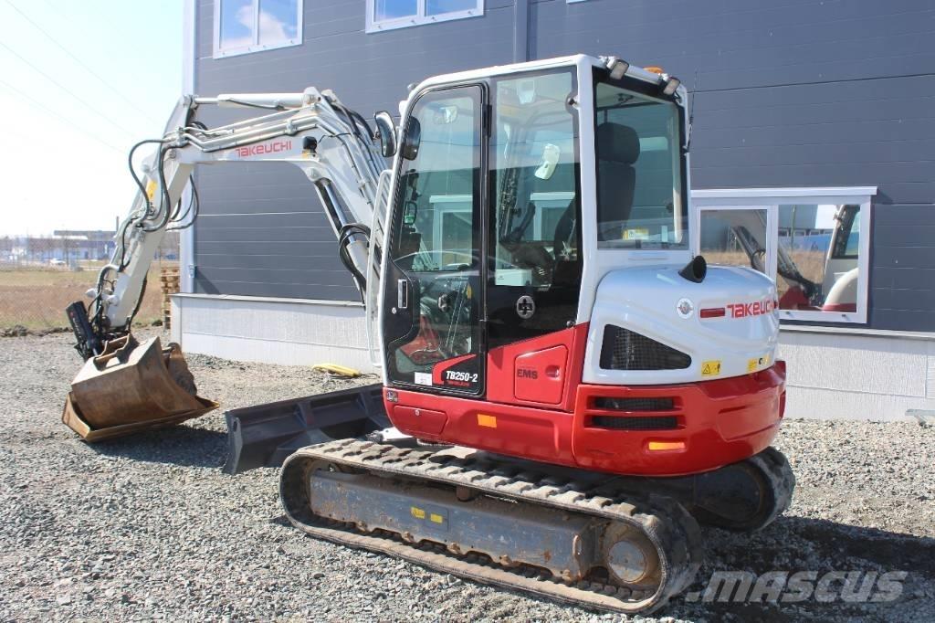 Takeuchi TB 250 Мини екскаватори < 7 т