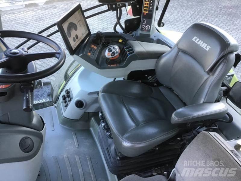 CLAAS AXION 960 Трактори