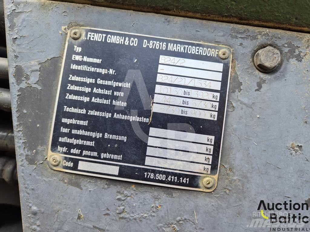 Fendt Favorit 824 Трактори