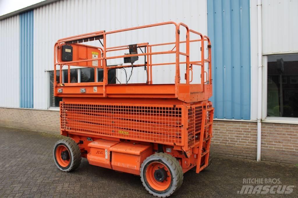 JLG M 3369 Ножични работни платформи