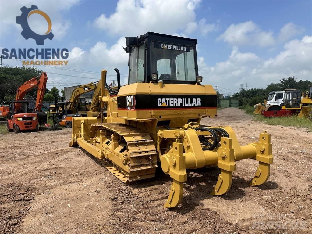 CAT D 6 G Верижни булдозери
