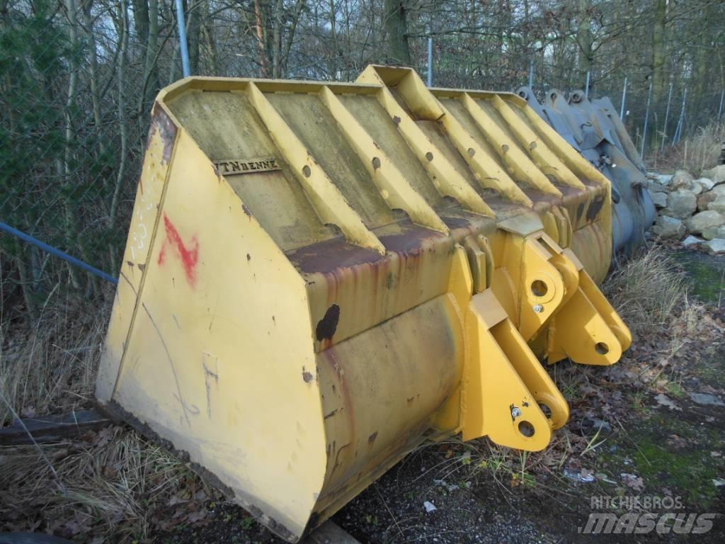 Volvo L 120 Колесни товарачи