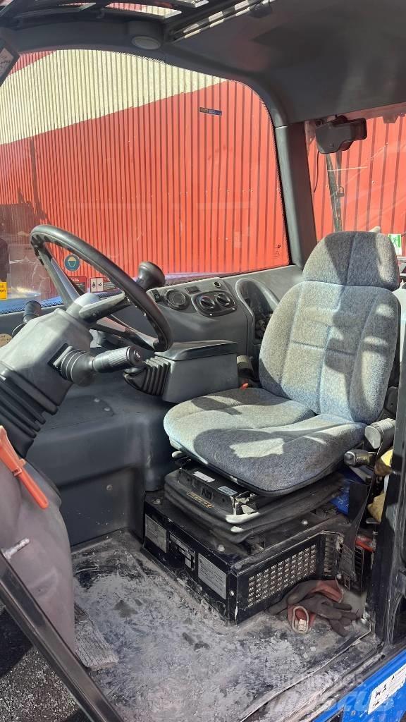 New Holland LM 5060 Телескопични товарачи