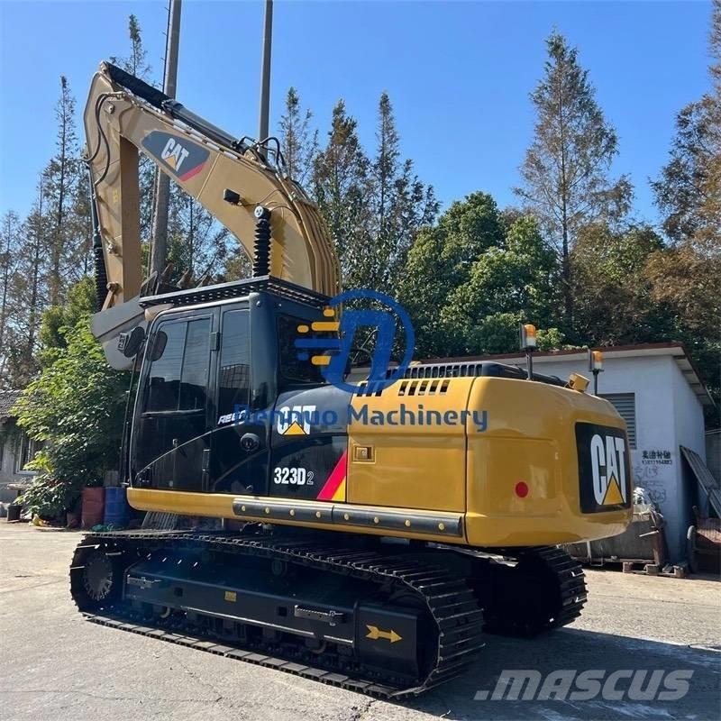 CAT 323D2 Верижен екскаватор