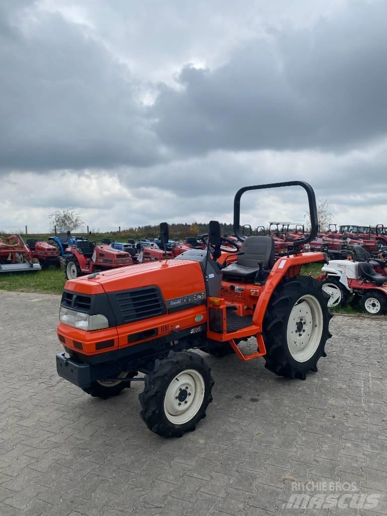 Kubota GL 240 Компактни трактори