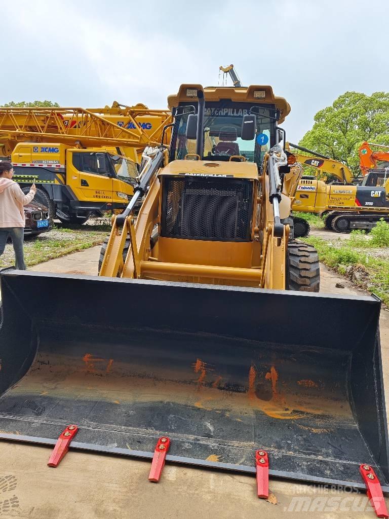 CAT 420 F Товарач със заден ексватор