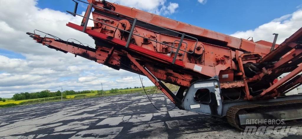 Sandvik QA 450 Мобилни скрийнери
