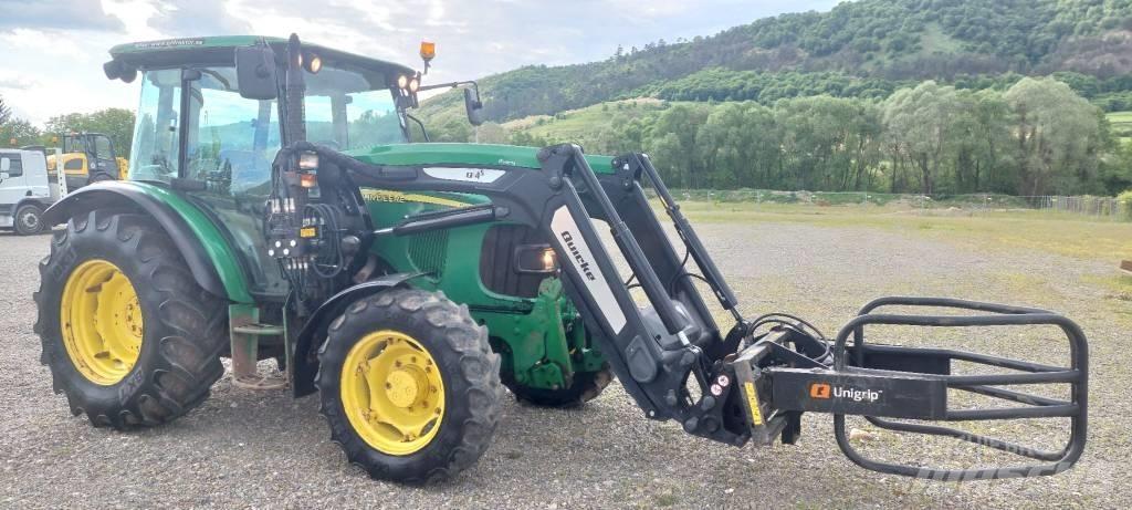John Deere 5620 Трактори