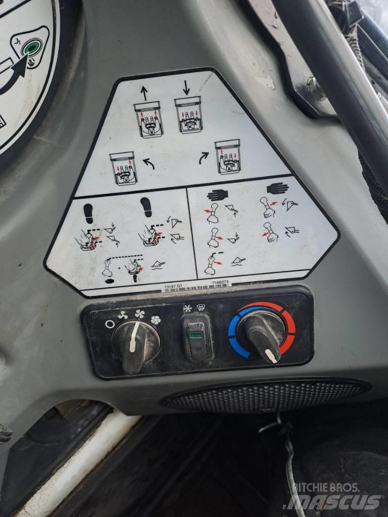 Bobcat S 450 Мини товарачи
