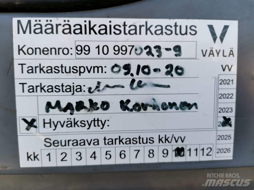 Volvo EW 180 B Колесни екскаватори