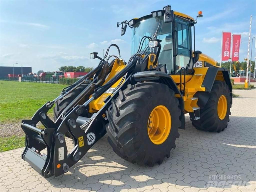 JCB 427 AGRI Колесни товарачи