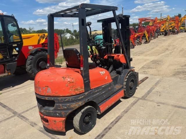 Toyota 26FDF25 Дизелови камиони