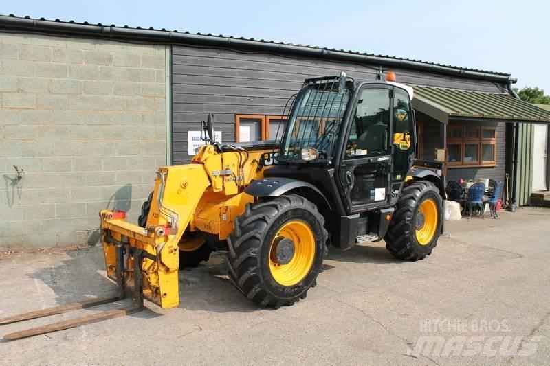 JCB 535-95 Телескопични товарачи